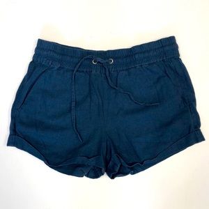 Forever 21 women’s casual dress shorts small